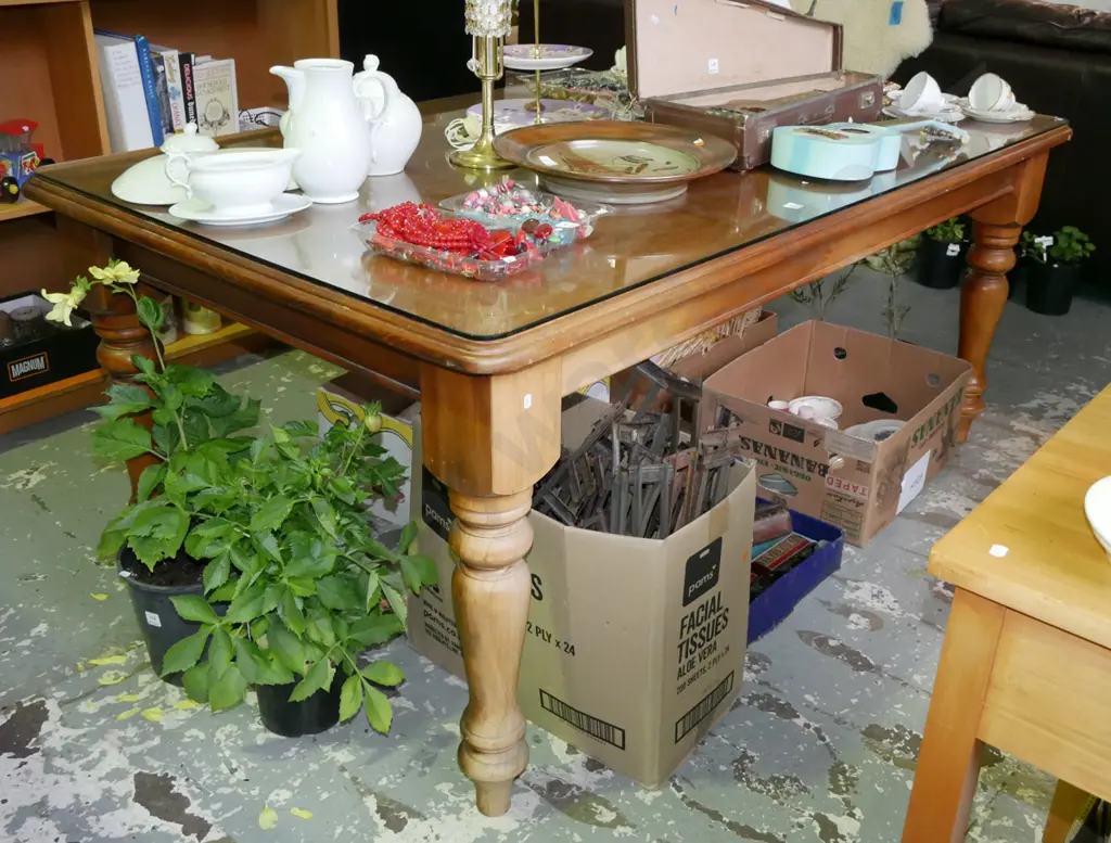 solid pine turned leg dining table with glass protective cover H-780 W-17900 D-1040 Image 1++