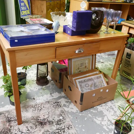 solid rimu single drawer table/desk H-770 W-1220 D-680