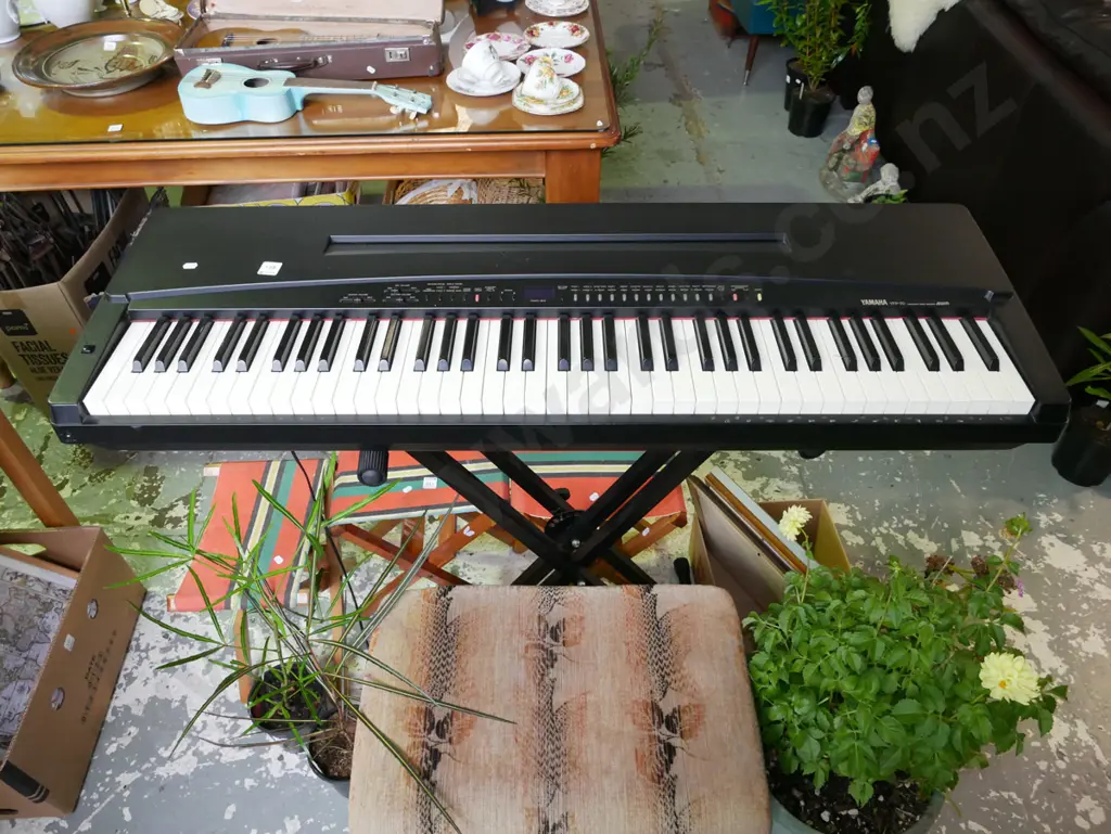 Yamaha YFP-70 keyboard on stand - may need attention, sustain seems to be stuck on Image 1++