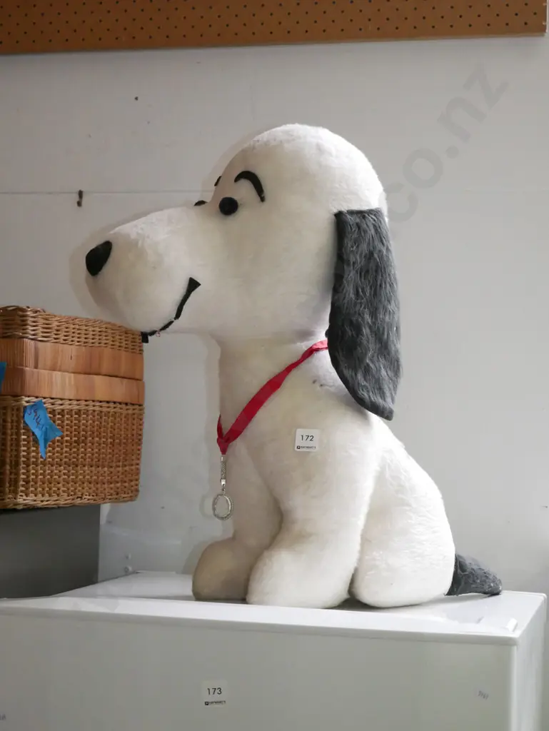 large soft toy - Snoopy H-530 Image 1++