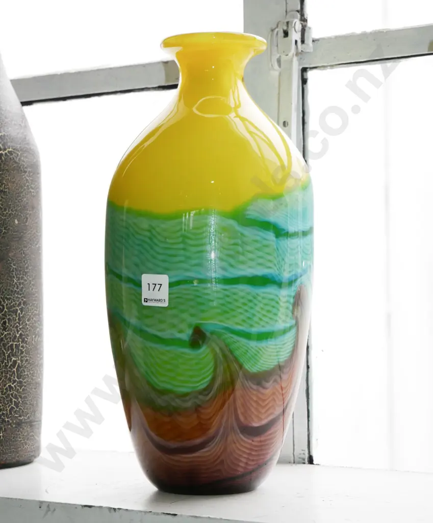 art glass multi coloured vase H-380 Image 1++