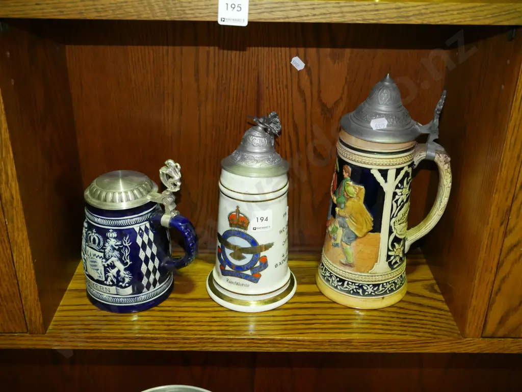 3x lidded German pottery beer steins - 1 has damage to top H-280 Image 1++