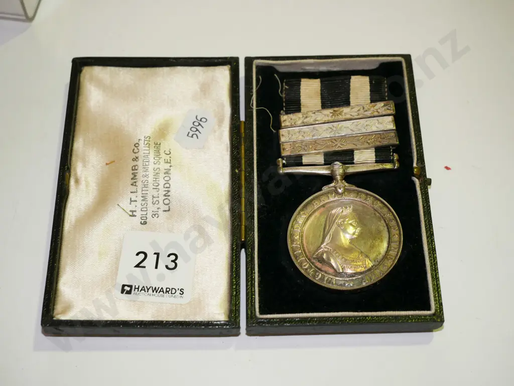 cased Queen Victoria medal Image 1++