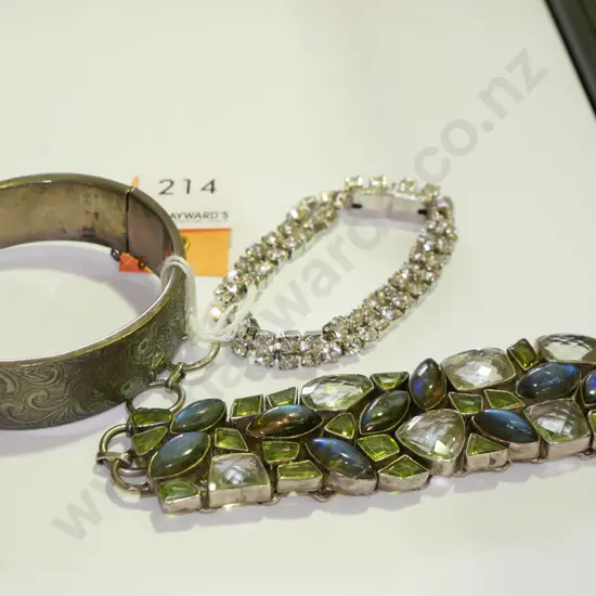 bracelets