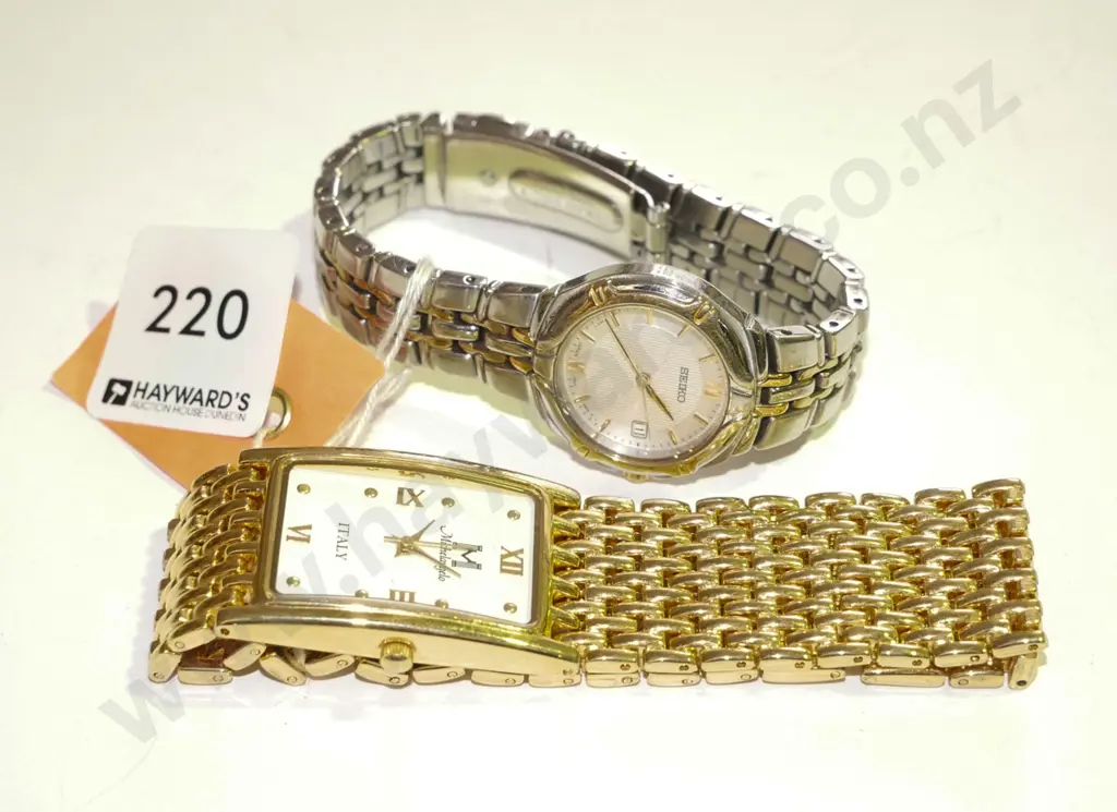 2x wristwatches Image 1++