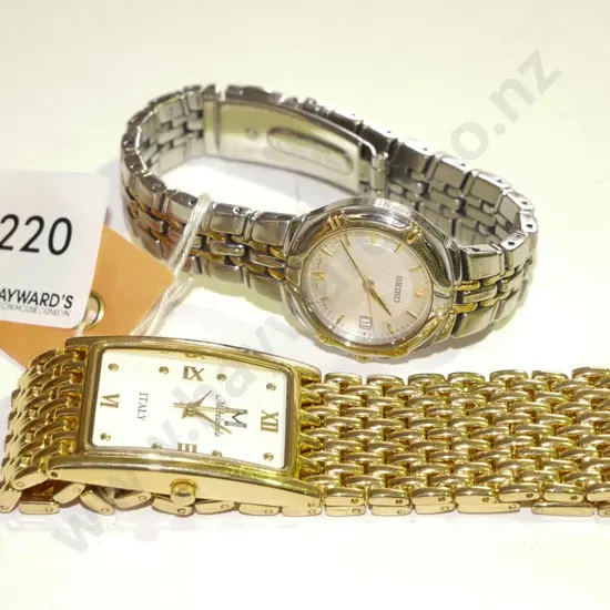 2x wristwatches
