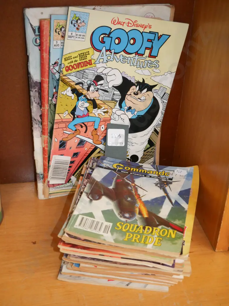Commando magazines and other comics Image 1++
