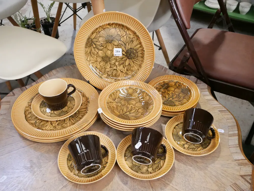 Crown Lynn honey glow dinner items; plates, bowls, cups etc Image 1++
