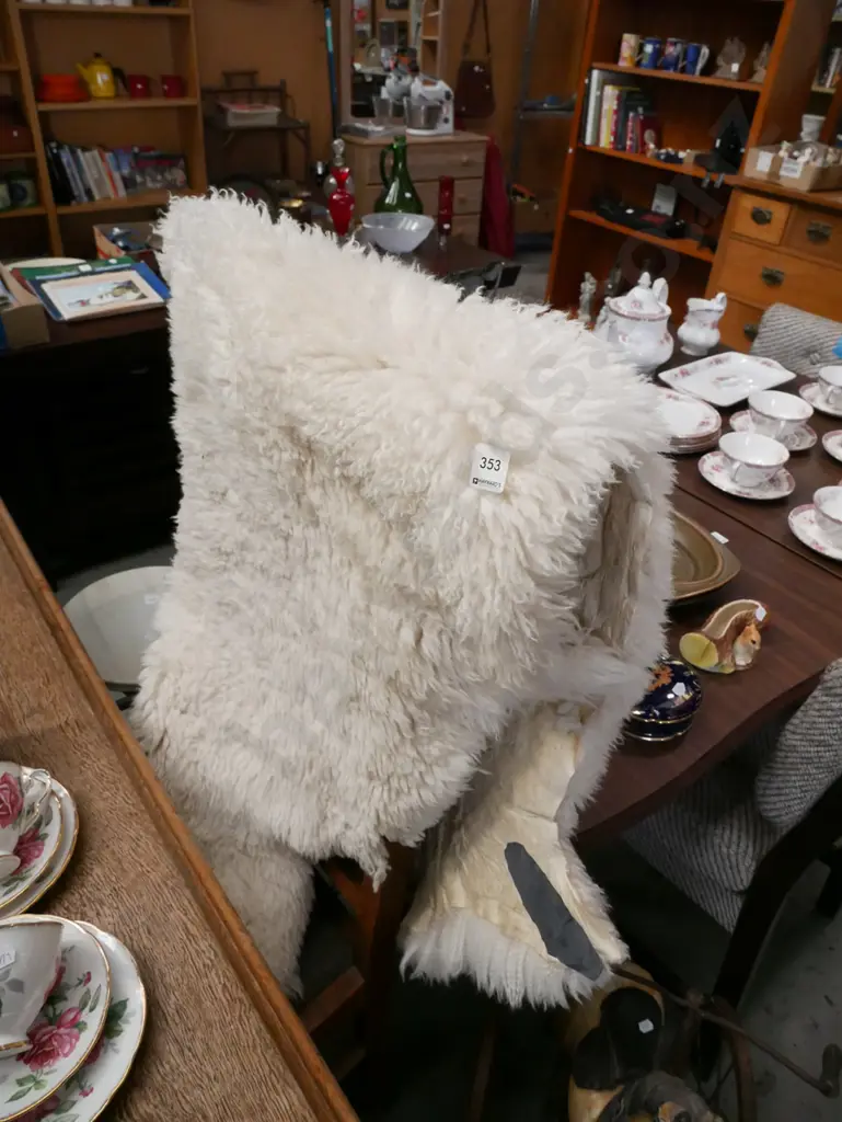 white sheepskin Image 1++