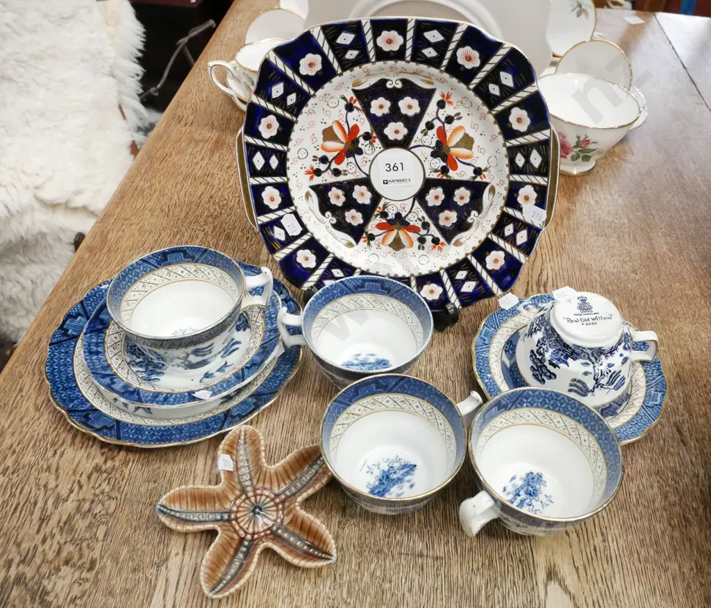 blue and white willow pattern cups, saucers, Wade starfish ashtray, plate Image 1++