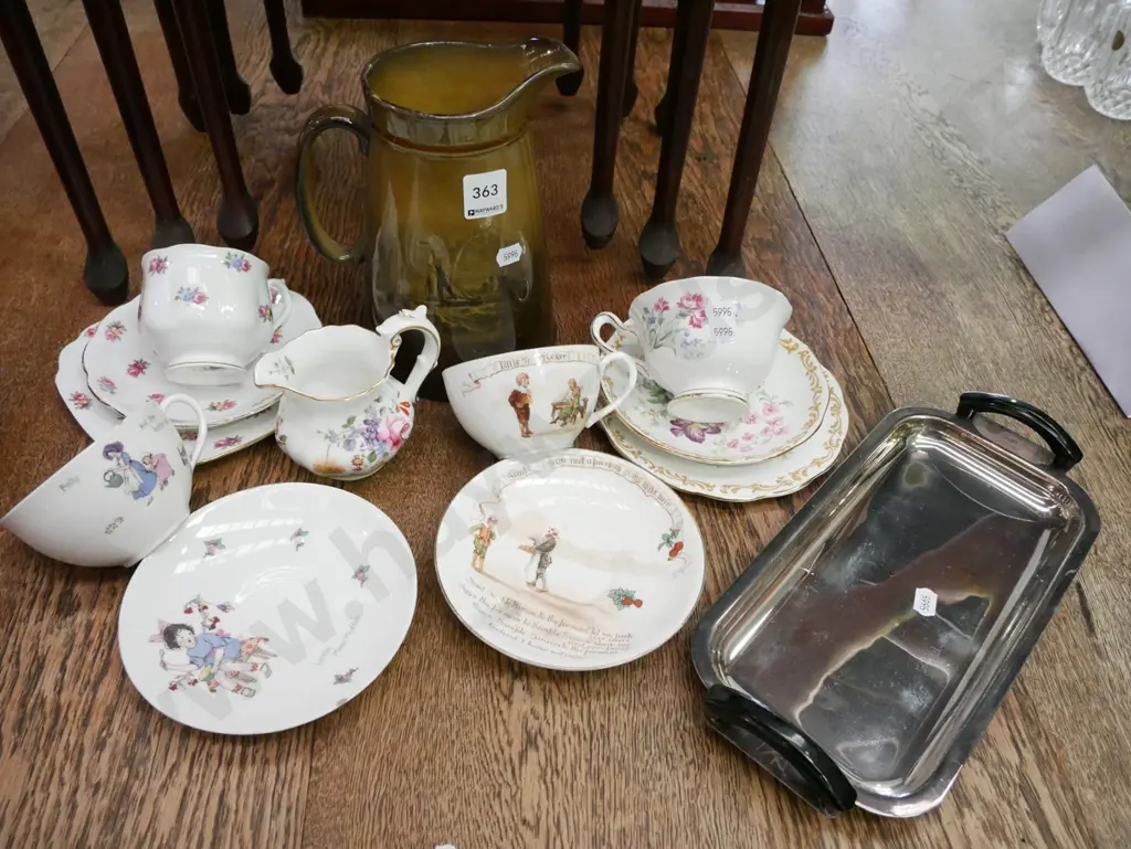 Vista Ware jug, trios, cups, Royal Crown Derby creamer Image 1++