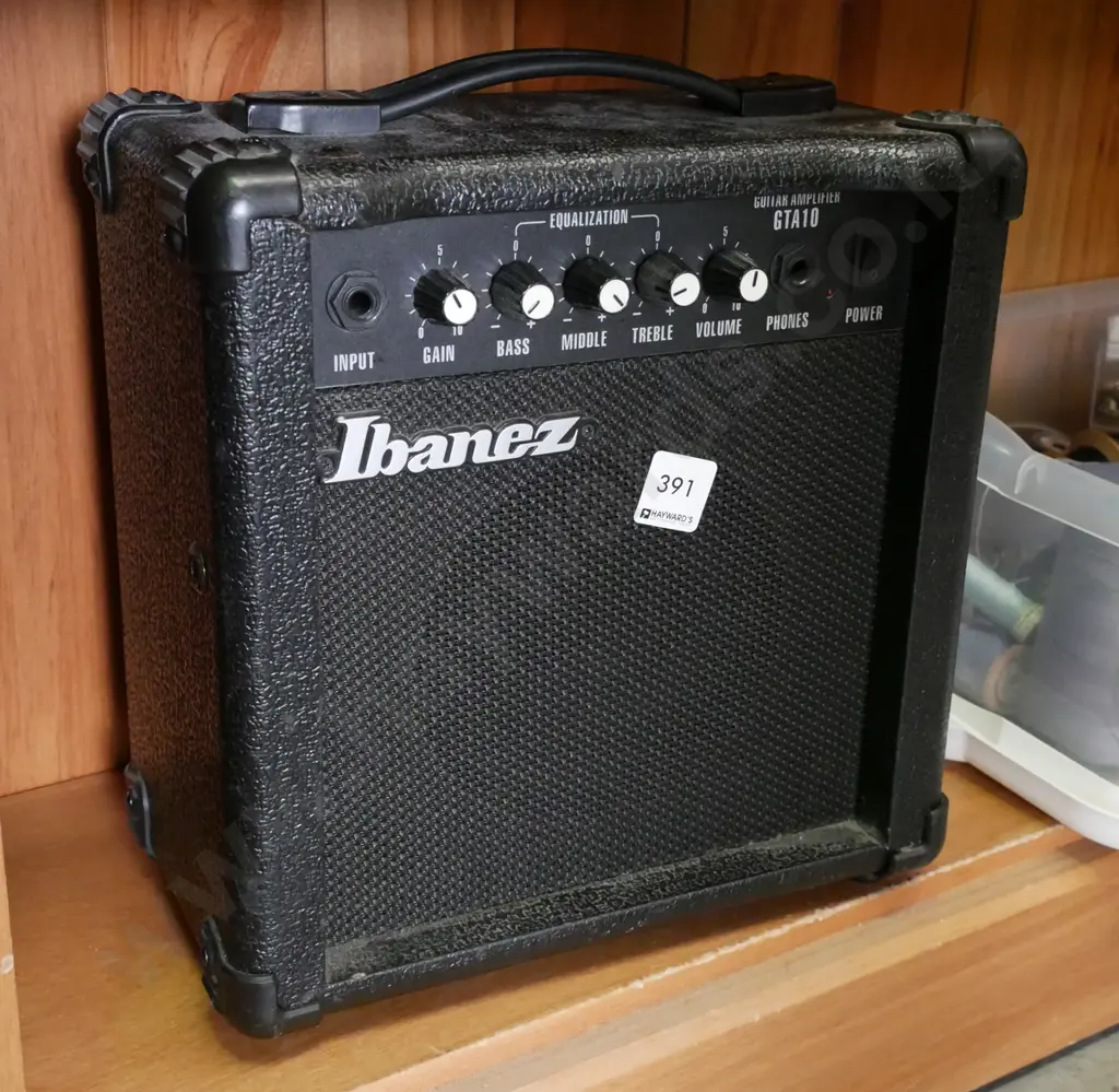 small Ibanez practice guitar amplifier Image 1++