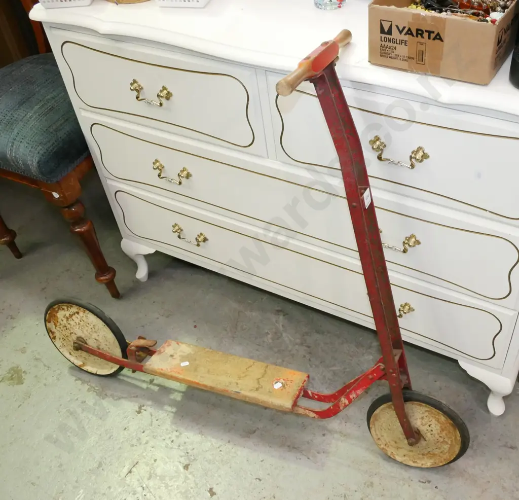 vintage child's ride on scooter Image 1++