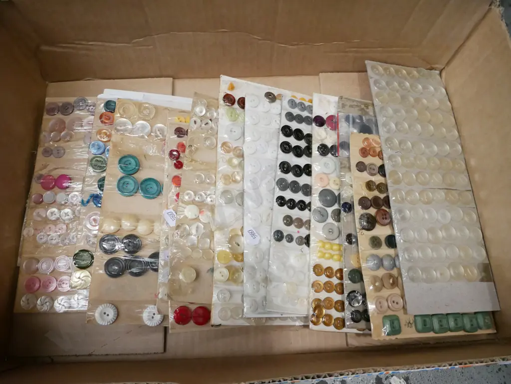 box of buttons Image 1++
