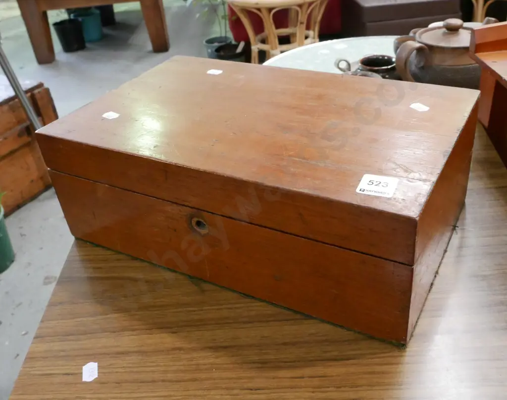 restorer's mahogany writing box Image 1++