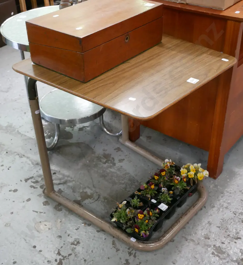 metal and formica adjustable table Image 1++