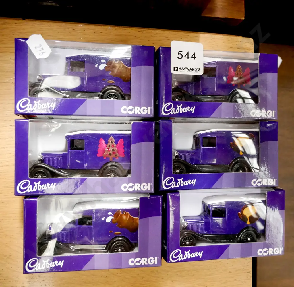6x boxed Corgi, Cadbury model vehicles Image 1++