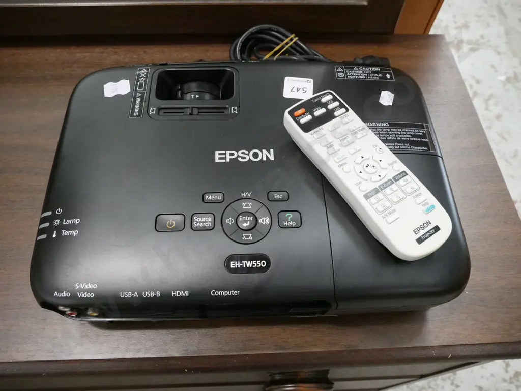 Epsom digital projector Image 1++