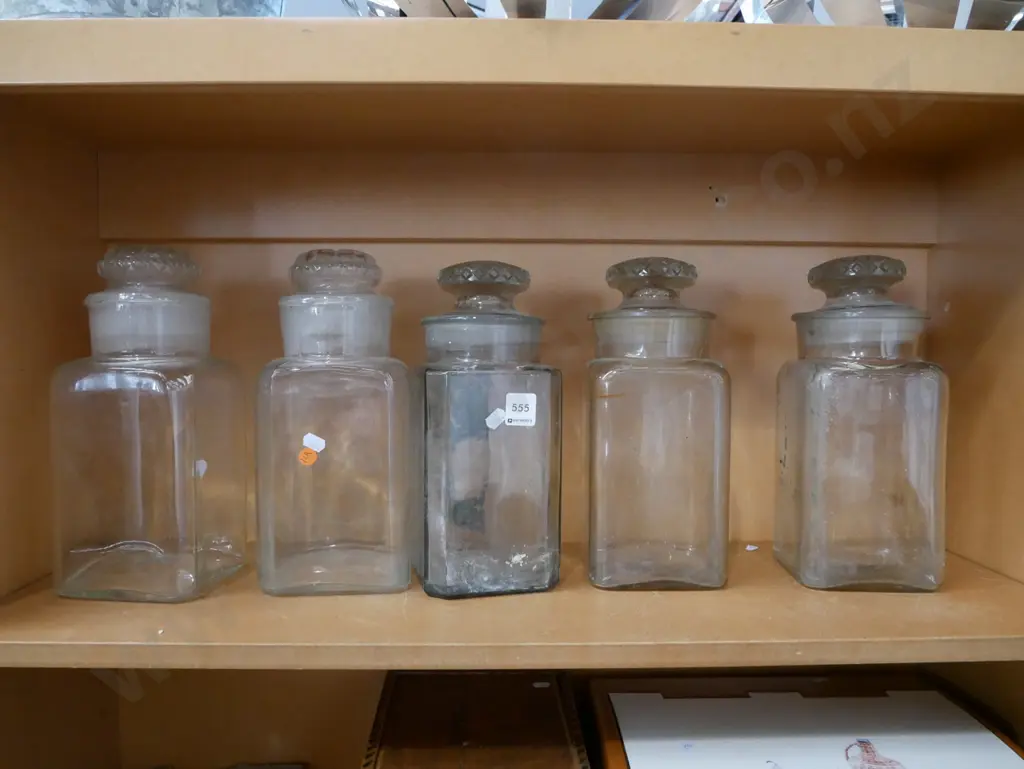 5x vintage glass storage jars Image 1++