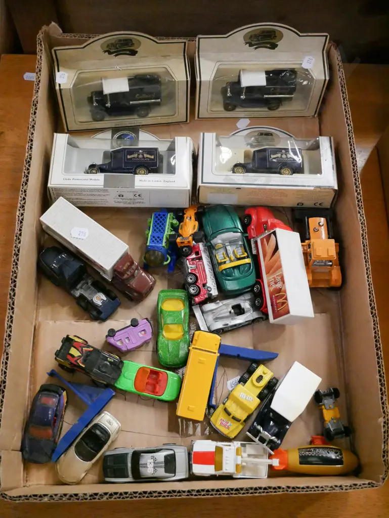 box of model vehicles Image 1++