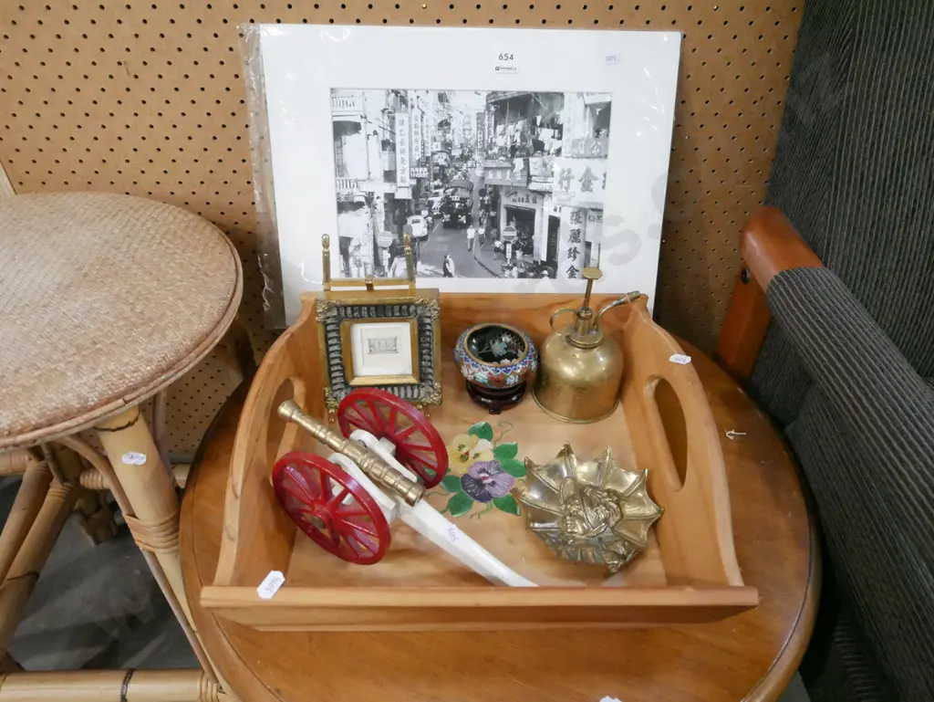 unframed photo print, wooden tray, atomiser etc Image 1++