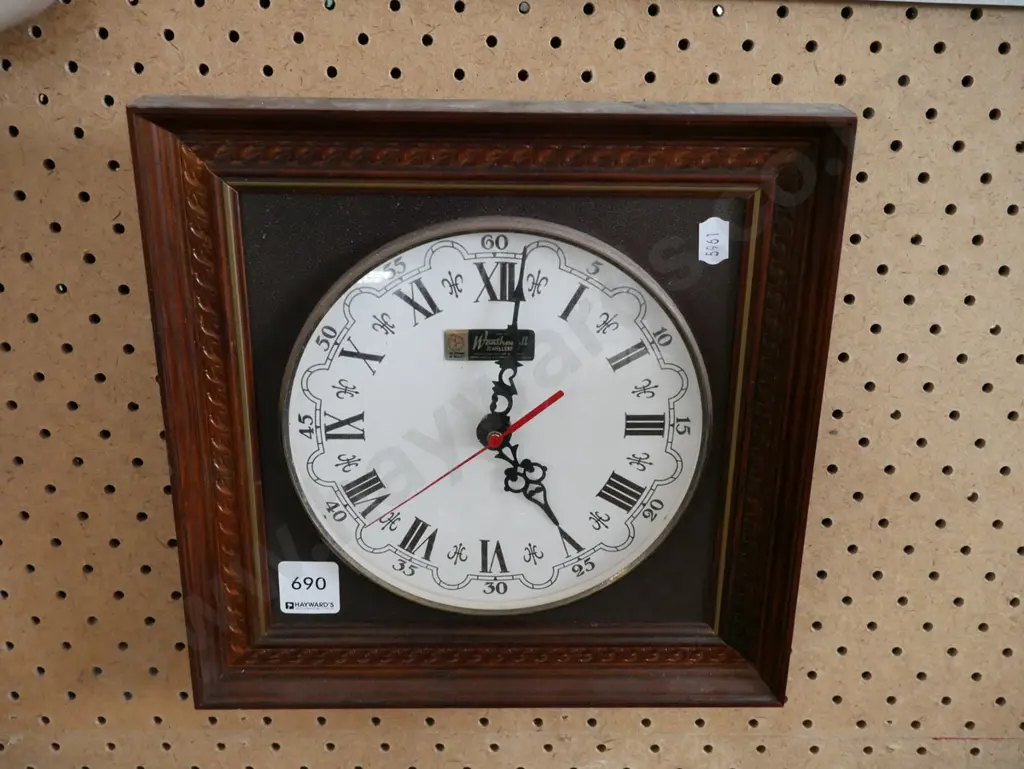 retro wall clock Image 1++
