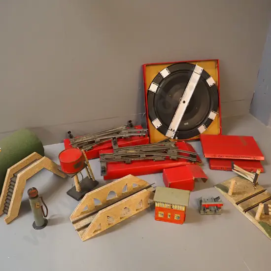 Hornby Gauge O model railway items, some with original boxes: turntable, pedestrian overbridge, tunnel, crossing, track