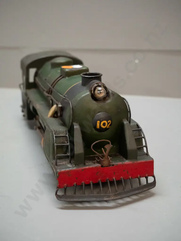 heavy metal model railway locomotive with electrical motor, corrosion and paint wear - unknown gauge, wheels are 60mm Image 1++