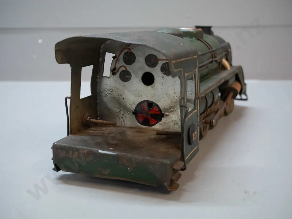 heavy metal model railway locomotive with electrical motor, corrosion and paint wear - unknown gauge, wheels are 60mm Image 1++