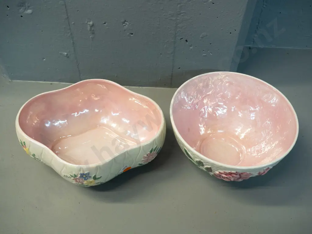 2 Maling lustre glaze floral pink interior pattern bowls - taller is H-110 D-200 Image 1++