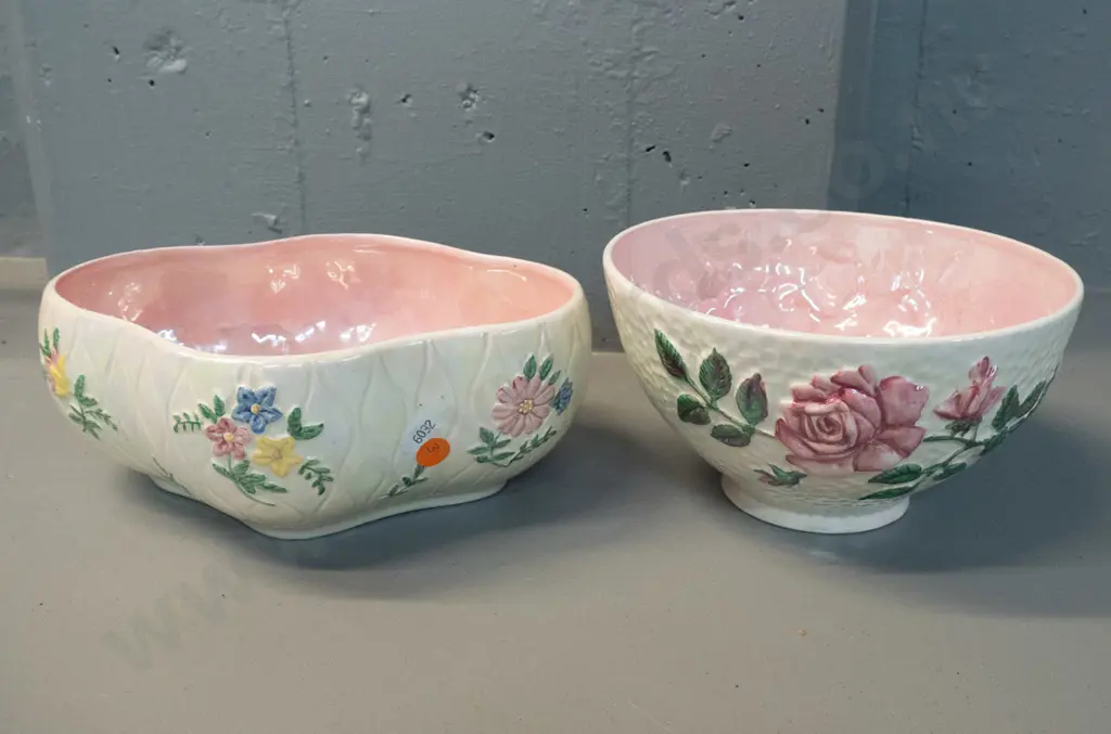 2 Maling lustre glaze floral pink interior pattern bowls - taller is H-110 D-200 Image 1++