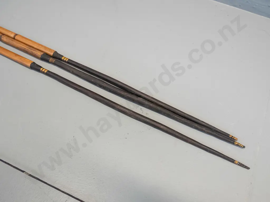 strung bow and 3 bamboo arrows - Dani tribe, West Papua - with timber heads attached with binding  some age wear. Image 1++