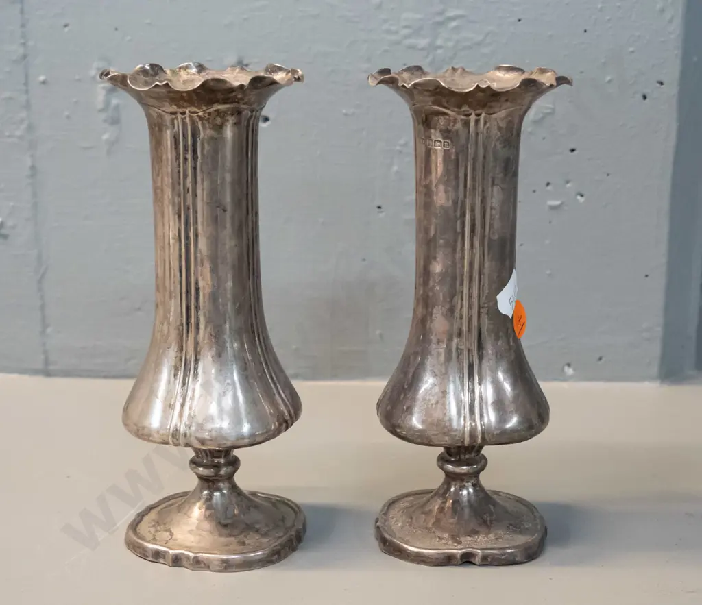 pair of sterling silver spill vases - ribbed design with frilled rim, H-170 Image 1++
