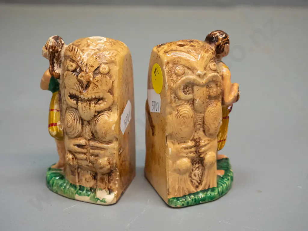 vintage Manor Ware Maori motif salt & pepper - areas of damage to glaze H-80 Image 1++