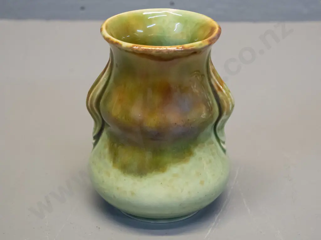 small Crown Lynn trickle glaze vase - marked " .129. " on base, H-95 Image 1++