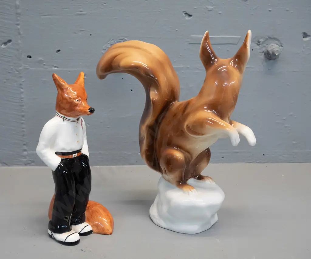 2 figurines - vintage Garden House pottery Mr. Fox and a Royal Dux squirrel H-240 Image 1++