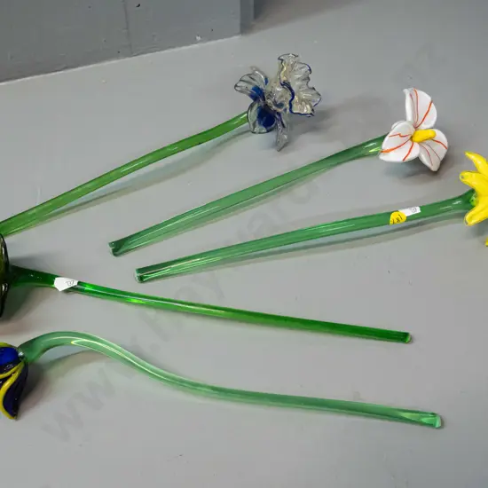 5 multi-coloured art glass vase flowers  - 5 different flowers, hibiscus is L-340