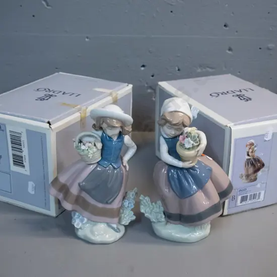 2 Lladro figurines with original boxes - girls with flower baskets, taller is H-180 and base D-90