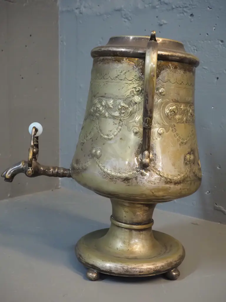 vintage samovar with embossed patterns, almost all of the silver plating worn off, dent/tilt to base Image 1++
