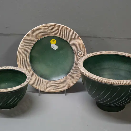 3 Peter Shearer New Zealand studio pottery items - 2 bowls and a dish, larger bowl is H-100 D-160