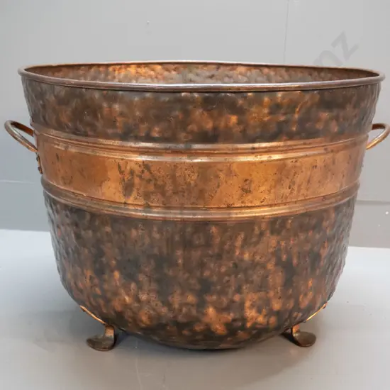 large beaten copper wood bin with 3 cast iron feet and 2 handles H-400 D-520