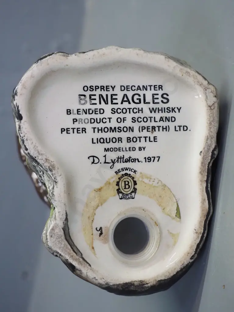 Beswick / Beneagles Scoth Whisky osprey H-200 Image 1++