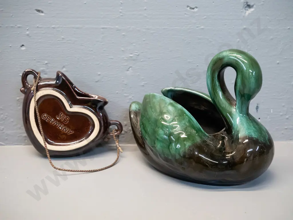 Blue Mountain Pottery swan vase H-150 L-190 and a German pottery wall pocket vase with hanging string Image 1++
