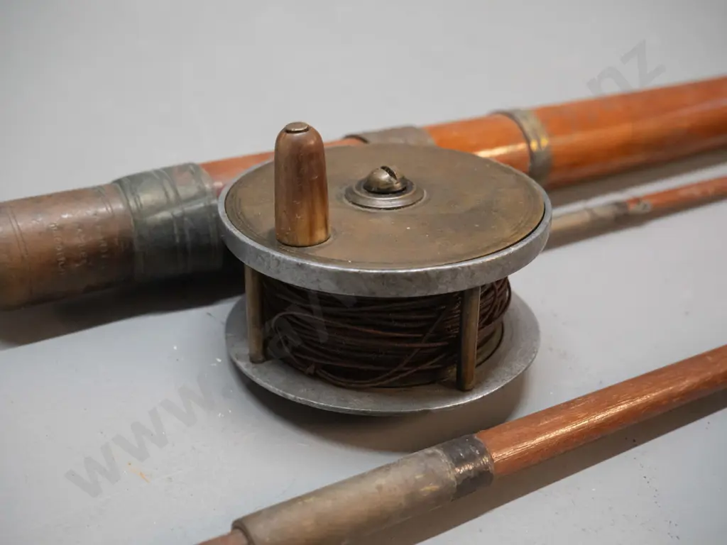William Bartleet & Sons Redditch timber fly fishing rod with reel - 3 piece rod, with 2 tips sections Image 1++