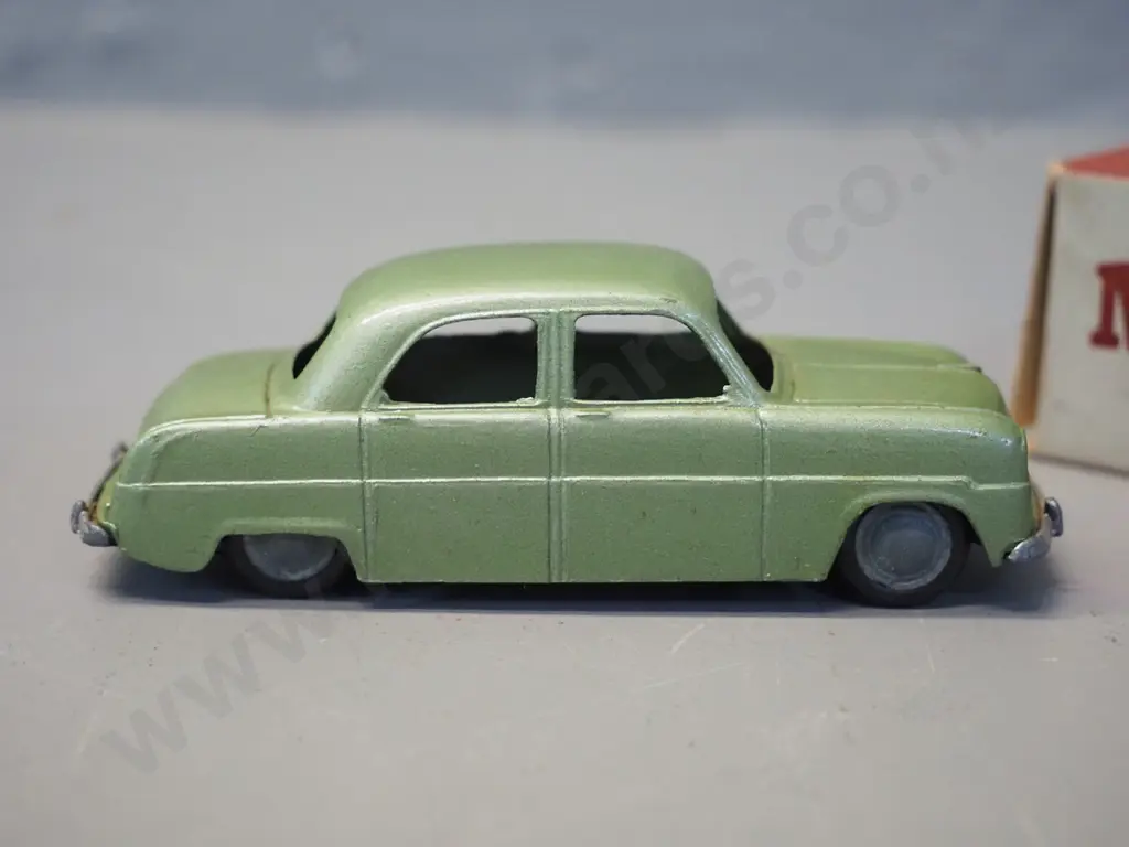 Lincoln Toys Micro Model 1:36 scale die-cast model vehicle with box - Ford Zephyr, minor paint chips, not original box Image 1++