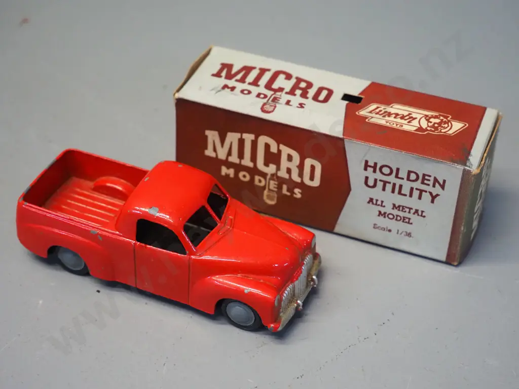 Lincoln Toys Micro Model 1:36 scale die-cast model vehicle with original box - Holden Utility, minor paint rubbing Image 1++