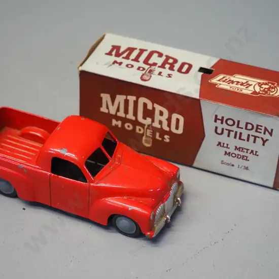 Lincoln Toys Micro Model 1:36 scale die-cast model vehicle with original box - Holden Utility, minor paint rubbing