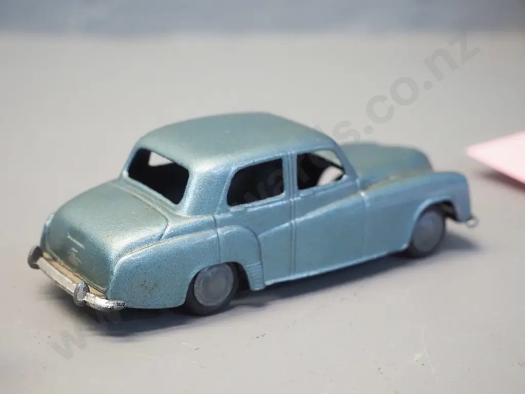 Lincoln Toys Micro Model 1:36 scale die-cast model vehicle with original box - Humber Super Snipe, minor wear Image 1++