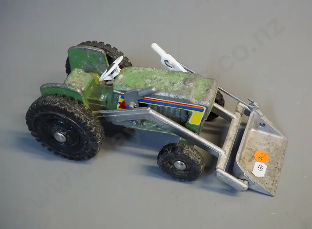 Fun Ho tractor with front end loader, with plastic wheels and handle, overall usage wear H-90 L-230 Image 1++