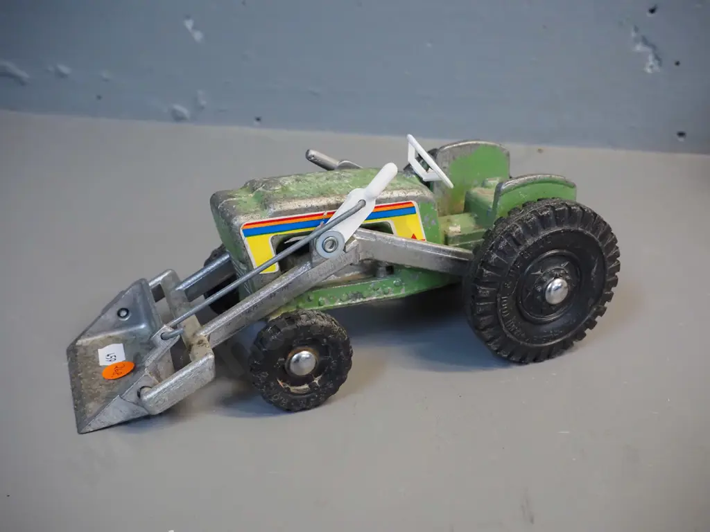 Fun Ho tractor with front end loader, with plastic wheels and handle, overall usage wear H-90 L-230 Image 1++